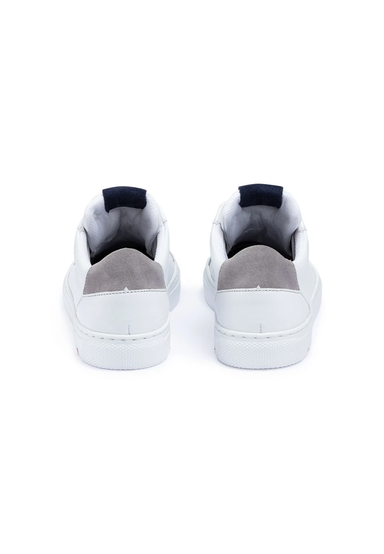 LUNA FLIGHT II | LLOYD