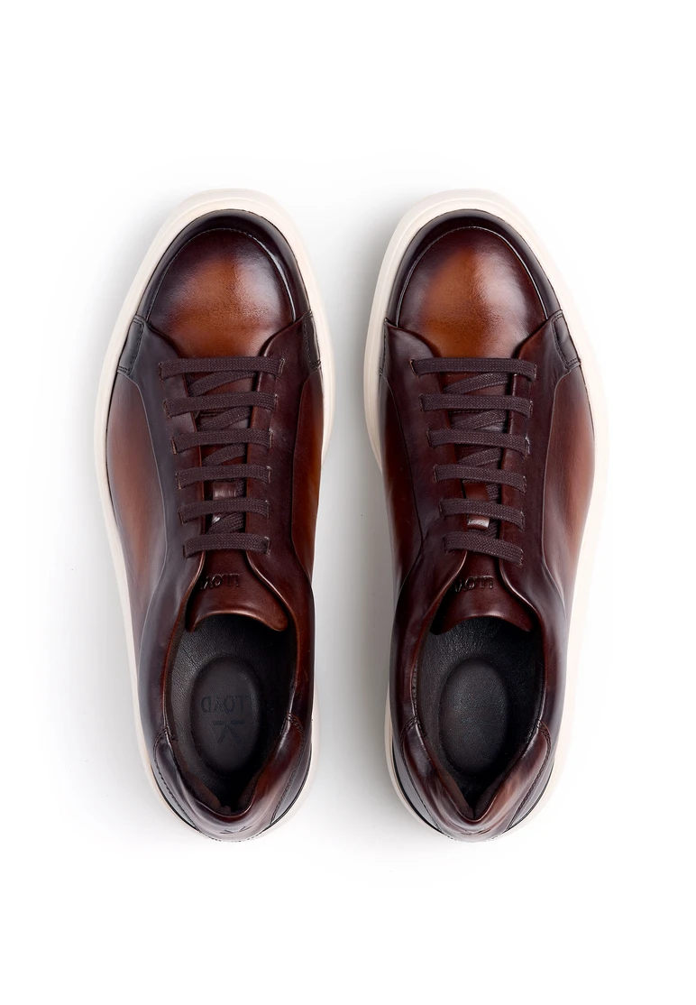 REGAL | LLOYD