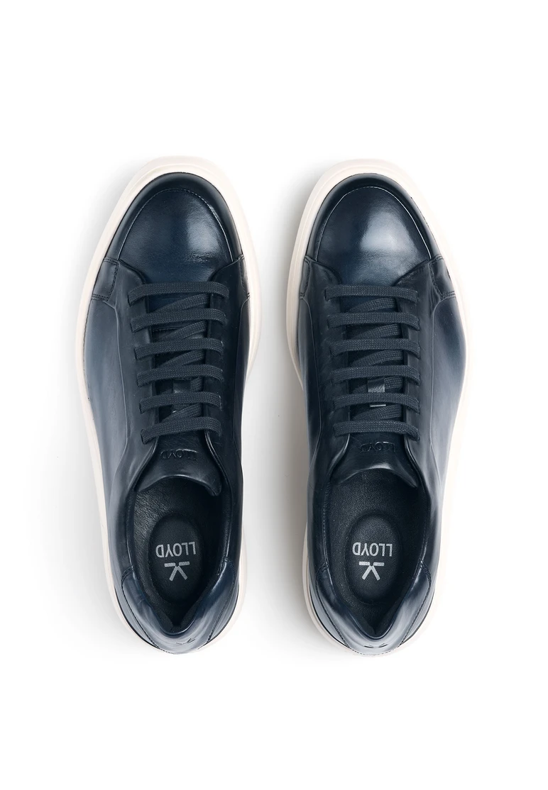 REGAL | LLOYD