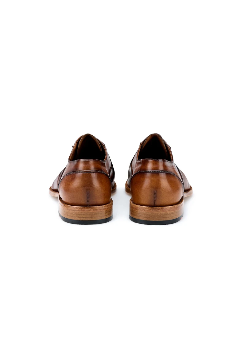 良品✨Lloyd Footwear ホールカット ブラウン UK8.5 革靴 NOBEL 110 | LLOYD