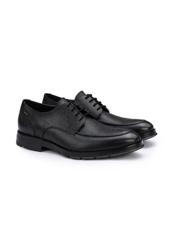 mens gore tex dress shoes Ecco Men's Turn GORE-TEX Waterproof Ankle Boot The upper material is made of smooth leather The best waterproof dress shoes